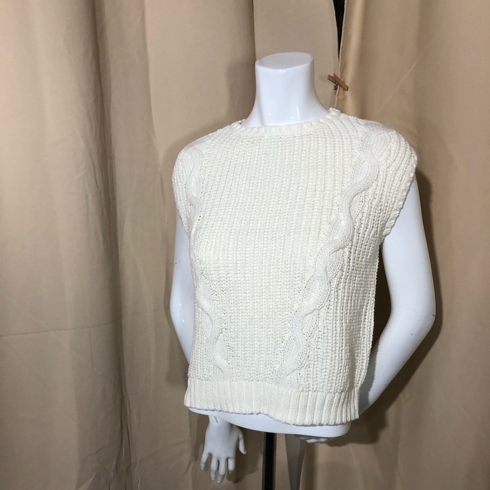 🌼NWT Phenomenal Talbots Vest with a removable neck! - Picture 3 of 15
